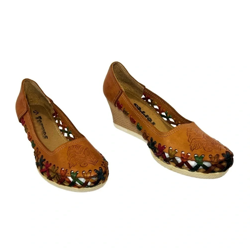 Torres Tooled Tan Leather Huarache Laced Wedge Womens size 5